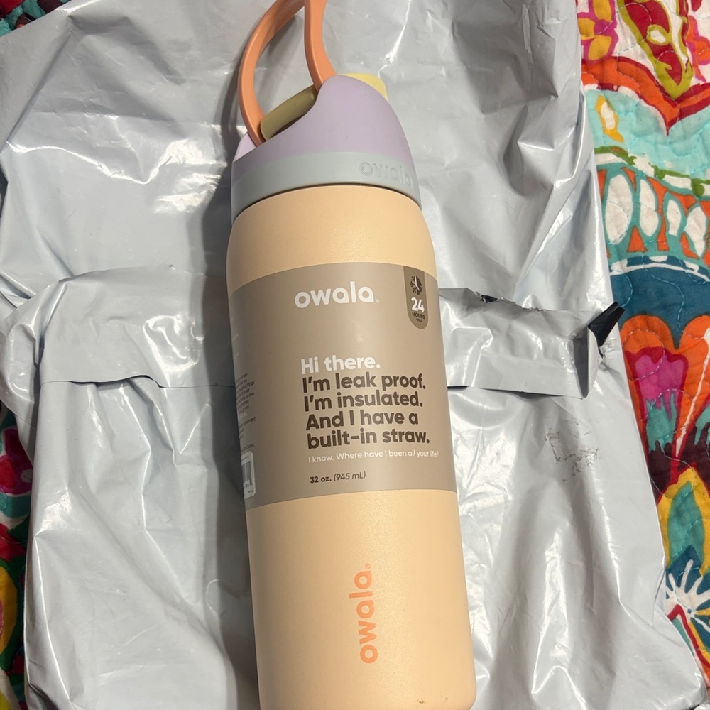 Owala Peach Insulated Water Bottle 32 oz